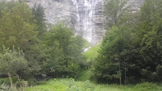 طبیعت زیبای سوئیس