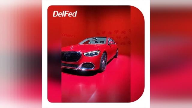 ماشین لوکس با مرسدس بنز SClass  رنگ قرمز | دِلفِد | DelFed