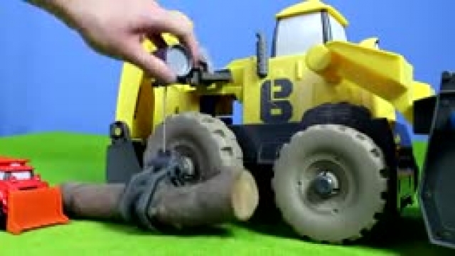 برنامه کودک ماشین های مسابقه ای  این قسمت دنیای ماشین های اسباب بازی مخصوص ساخت 
