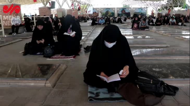قرائت دعای عرفه در تبریز با حضور پرشور مردم این شهر برگزار شد | فیلم 