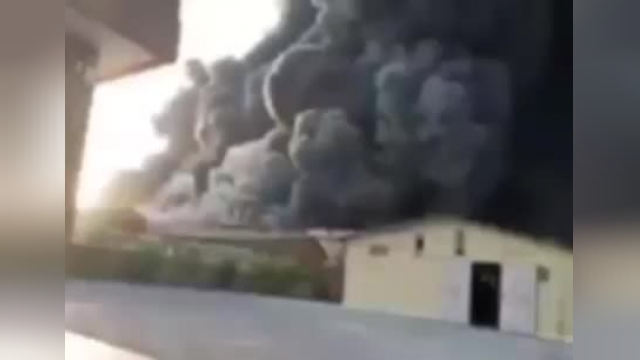 آتش‌سوزی شهرک شکوهیه قم 5 کشته و 7 مصدوم بر جا گذاشت | فیلم آتش سوزی