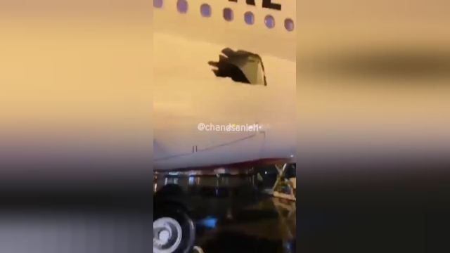 ترکیدن لاستیک هواپیمای A380 امارات هنگام برخاستن از فرودگاه | فیلم 