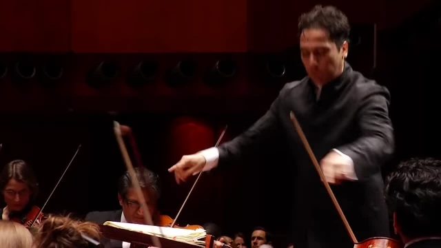 سمفونی اول بتهوون | Beethoven's Symphony No. 1 - کامل + سمفونی ها